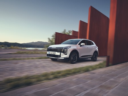 Ydray Sportage Ice Bl My26 Bs 34frontdriving Cmyk