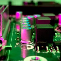 La crisis de Irán está disparando el precio de todos los componentes tecnológicos: incluidas las placas de circuito