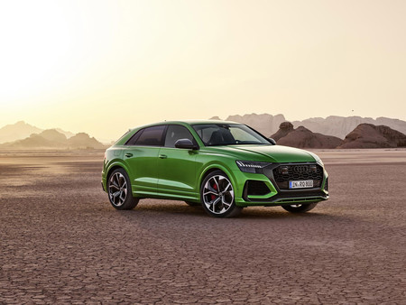 Audi RS Q8 2020 delantera lateral