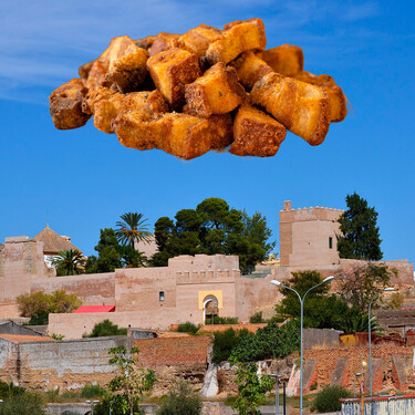 Este pueblo, a media hora de Sevilla, rinde homenaje al torrezno andaluz con una 'chicharronada'  