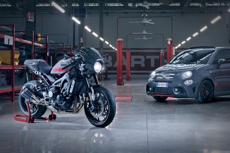 ¡Date prisa! O te vas a quedar sin los regalos que traen las primeras 95 Yamaha XSR900 Abarth
