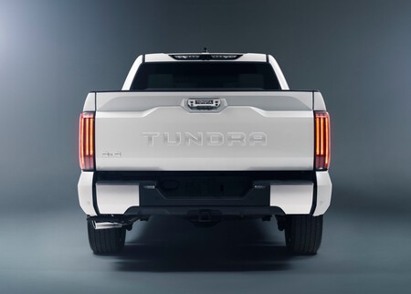 Toyota Tundra Capstone 2022 1600 05