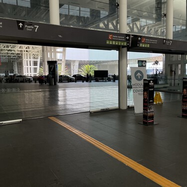 Pedir Uber en el aeropuerto de CDMX puede terminar en multa: la Guardia Nacional ya puede sancionar