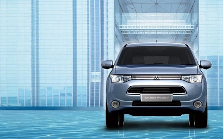 El Mitsubishi Outlander PHEV se retrasa en Estados Unidos por escasez de baterías