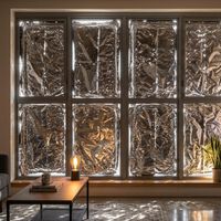 Muchas personas están cubriendo sus ventanas con papel aluminio, esto opinan los arquitectos 