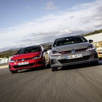 El Volkswagen Golf GTI TCR de 290 CV y 5,6 segundos en el 0-100 km/h ya tiene precio: desde 43.600 euros