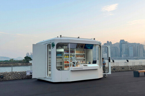 Una tienda en Hong Kong opera sin descanso las 24 horas del días. Dentro hay un trabajador especial: un robot humanoide 