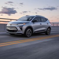 El Chevrolet Bolt 2022 estrena generación: dos opciones de carrocería y los mismos 200 hp y 400 km de autonomía