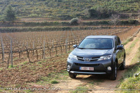 Toyota RAV4 2013, color azul grisáceo oscuro