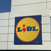 Lidl tiene la alternativa barata frente al aire acondicionado: un ventilador de torre que vas a poder controlar desde el móvil