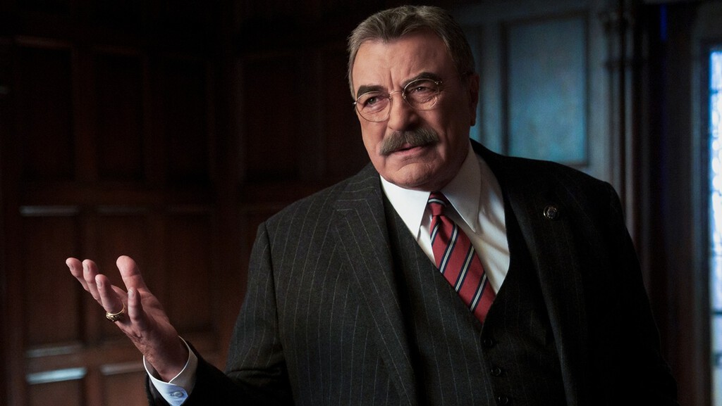 "No estaba listo para decir adiós". Tom Selleck sigue enfadado por la cancelación de 'Blue Bloods' y tiene un plan para desquitarse