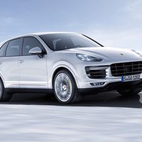 ¿Se te hace poco el Panamera turbo S E-Hybrid? Bueno, habrá un Cayenne de 671 hp e híbrido