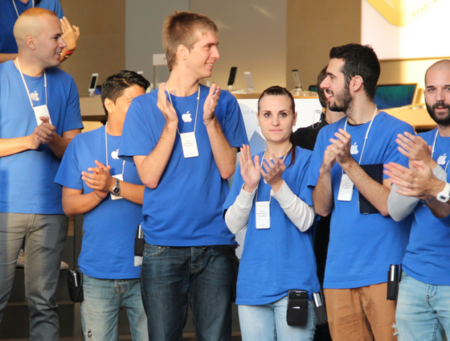 Las Apple Store abandonan los iPod touch como dispositivo de cobro para adoptar el iPhone 5S