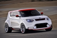 La apuesta de KIA para 2017: 51 novedades y ser 'premium'