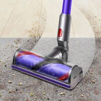 Este aspirador Dyson sin cables viene con cabezal para pelos de mascota y hoy tiene 200 euros de descuento