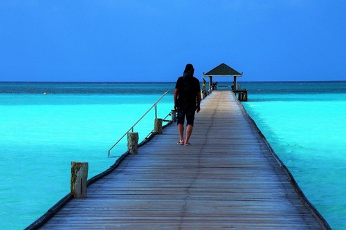 ¿Viajas para ser feliz? El problema entre las expectativas y la realidad