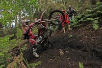 Los hermanos Guerrero triunfan en la cuarta prueba del nacional de Enduro