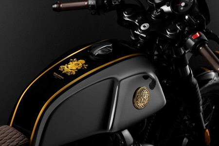 Royal Enfield 120 Aniversario 2022 007