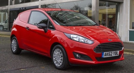 El Ford Fiesta Van 2013 comienza su vida (de) comercial