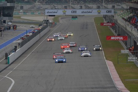 Nissan se toma la revancha en Sepang para la tercera carrera del Super GT