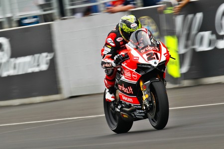 ¡Incansable! Al borde de los 50 años, Troy Bayliss volverá a la competición a tiempo completo