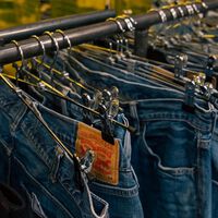 Las rebajas no han empezado aún, pero Levi's ya ha liquidado sus famosos vaqueros 501 a mitad de precio 