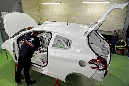 Peugeot Sport ya prepara su nuevo 208 R4T