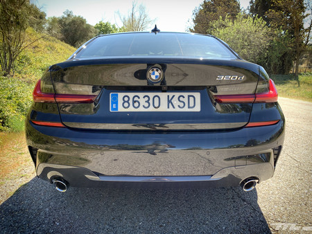 BMW Serie 3 2019 trasera