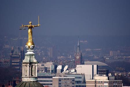 Economía, corrupción, dinero público y estado de derecho