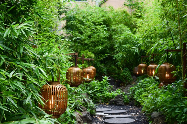 lámparas de jardin solares
