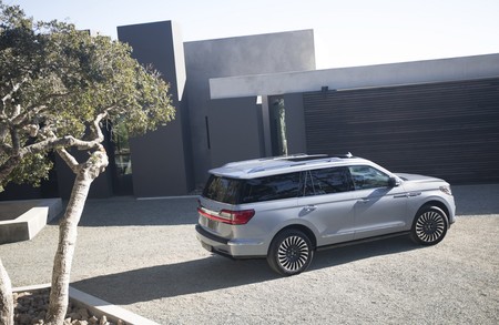 Lincoln Navigator 3