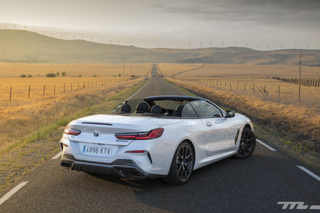 BMW M850i Cabrio trasera