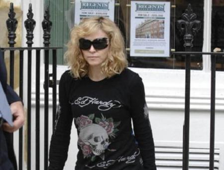 Madonna adopta a otra criatura