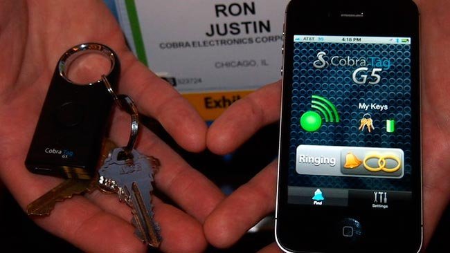 Etiqueta tus llaves con Cobra Tag y tu móvil te avisará si las pierdes