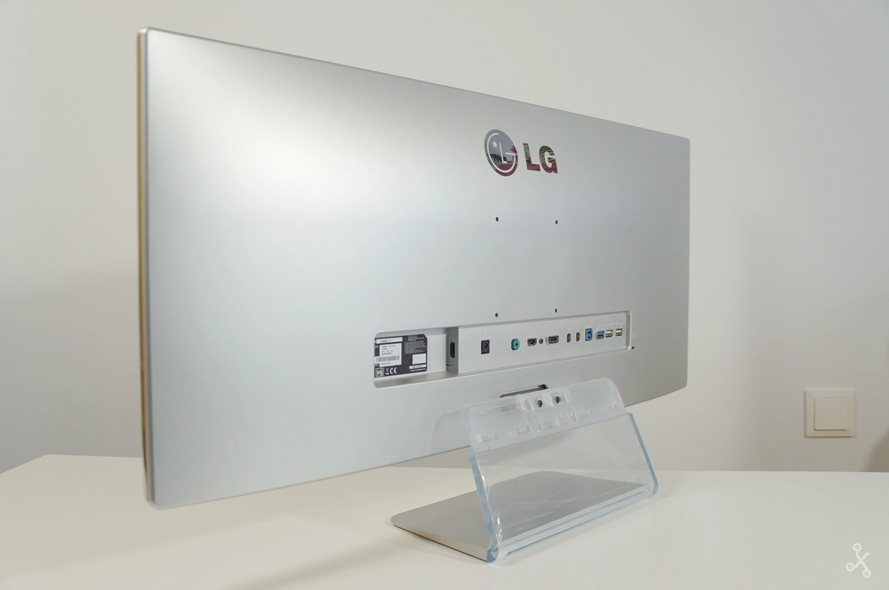 Foto de LG 34UM95 (4/5)