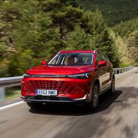 He probado el BAIC X75: un SUV chino con motor gasolina y sin pizca de electrificación que me ha parecido cómodo, amplio y bien equipado