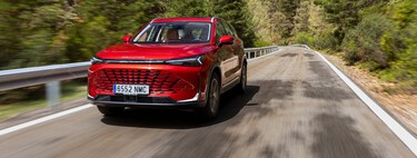 He probado el BAIC X75: un SUV chino con motor gasolina y sin pizca de electrificación que me ha parecido cómodo, amplio y bien equipado