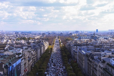 Francia se pone seria con los decibelios y ya prepara el despliegue de radares de ruido