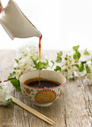 Dale vida a tus platos orientales. Cómo hacer salsa teriyaki casera 