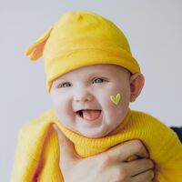 53 nombres para bebés, de niño y de niña, inspirados en los colores