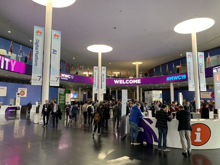 Una reflexión sobre los teléfonos plegables, Apple y el #MWC19