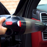 Ahórrate ir a la gasolinera para limpiar el interior del coche con este aspirador sin cables por 30 euros