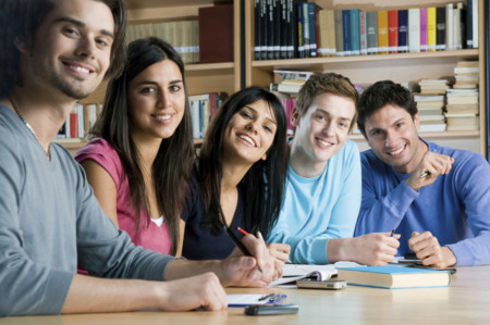 El año acaba con un desempleo juvenil del 46,2 %