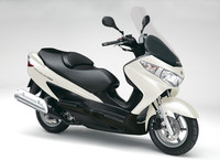 Matriculaciones enero 2010: se hunden las ventas de ciclomotores, crecen las de motocicletas