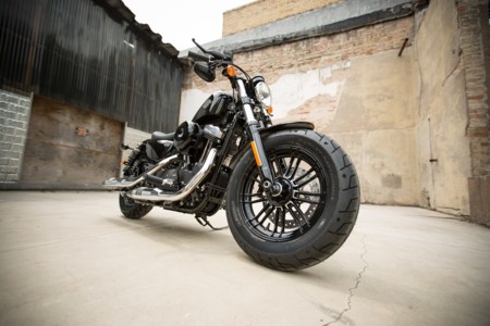 Harley Davidson Forty Eight 2016 01