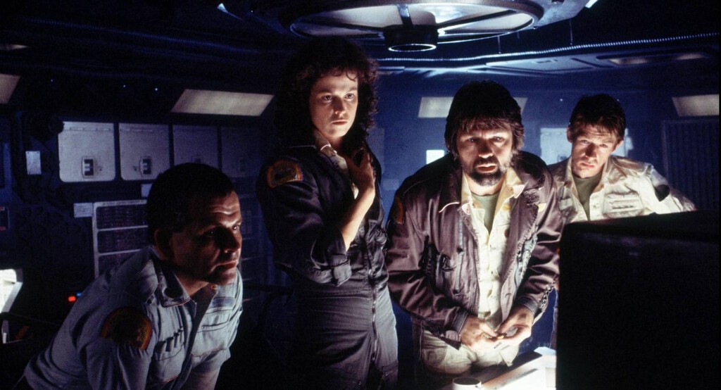 Esta escena de 'Alien' cambia por completo de significado cuando sabes el final. Un simple gesto que oculta a plena vista el mayor giro de la película