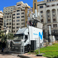 Cómo son las unidades móviles que evitan que te quedes sin cobertura en las fiestas y eventos del verano