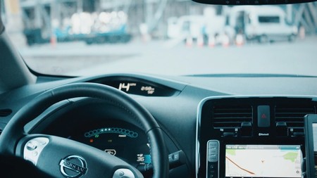 Nissan Seamless Autonomous Mobility