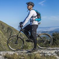 Parecen Air Max, pero estas zapatillas Asics son la nueva fiebre de los senderistas que ahora puedes pillar rebajadas antes de Navidad 