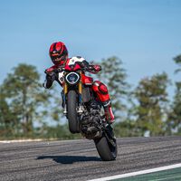 ¡Radical! La primera Ducati Monster SP se pone salvaje con Öhlins, Brembo y menos peso